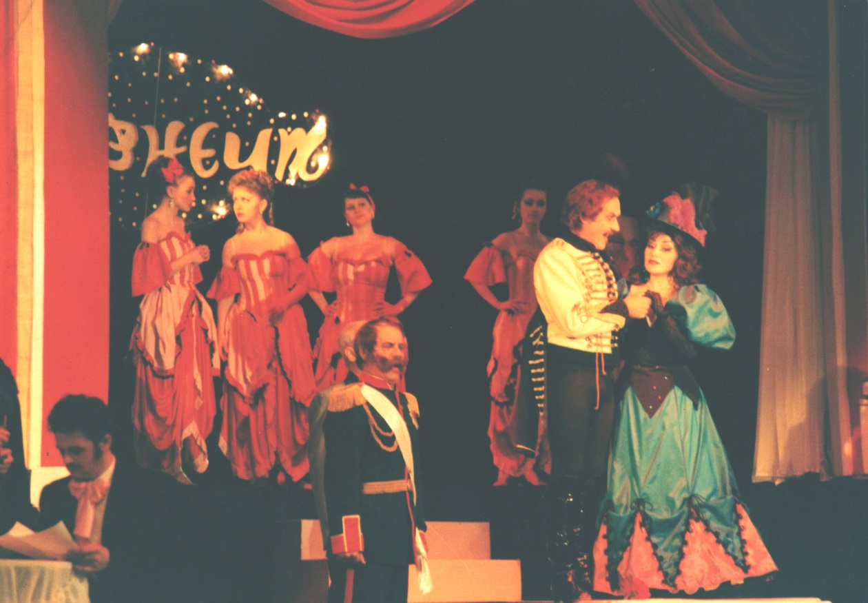 В Париже умер известный народный артист Украины и актер театра (фото)