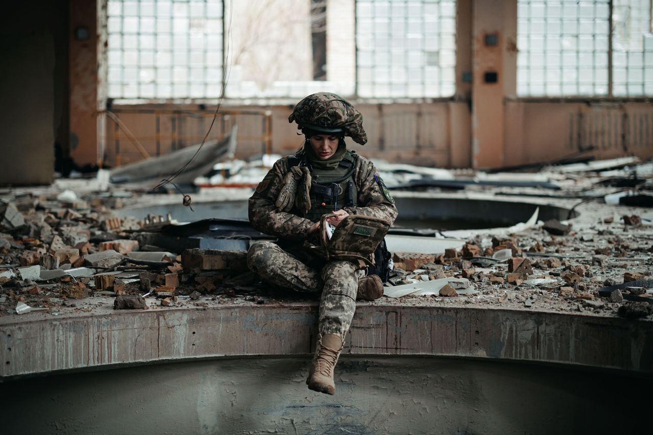 Ми їдемо на полювання: комвзводу ЗСУ "Відьма" розповіла про бої за Бахмут