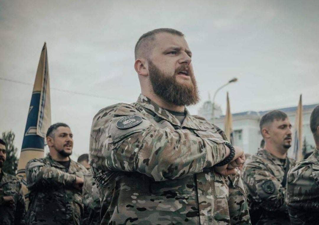 На щиті! Помер герой оборони Маріуполя, легендарний комбат "Азова" Олег Мудрак