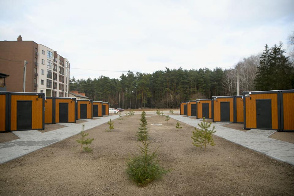 Смотрите, как выглядит первый модульный городок для переселенцев в Ровенской области