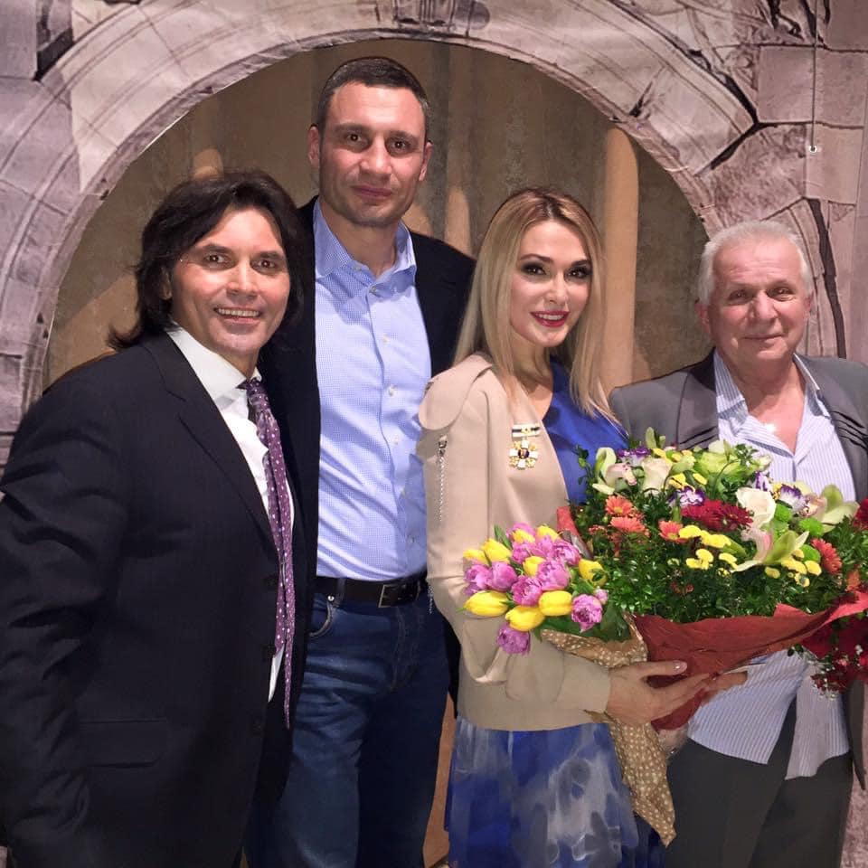 Где сейчас Евгений Паперный - экс-муж Ольги Сумской, от которого она ушла к Борисюку