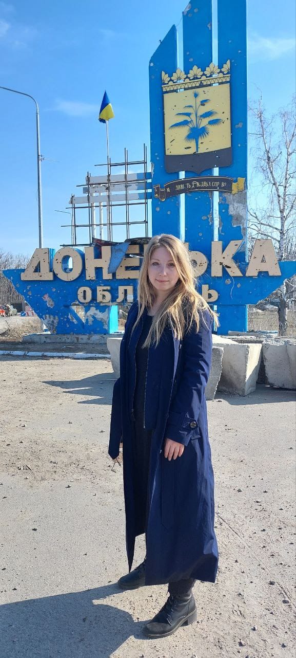 "Вибач, що тебе не вберегли". Літератори згадують загиблу письменницю Вікторію Амеліну