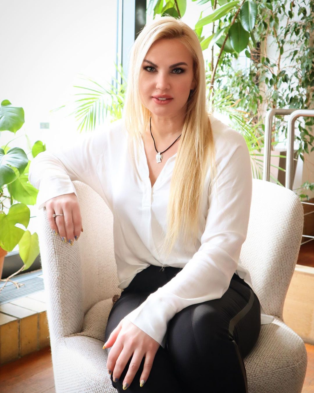 Камалія вперше чесно розповіла про "пластику" обличчя