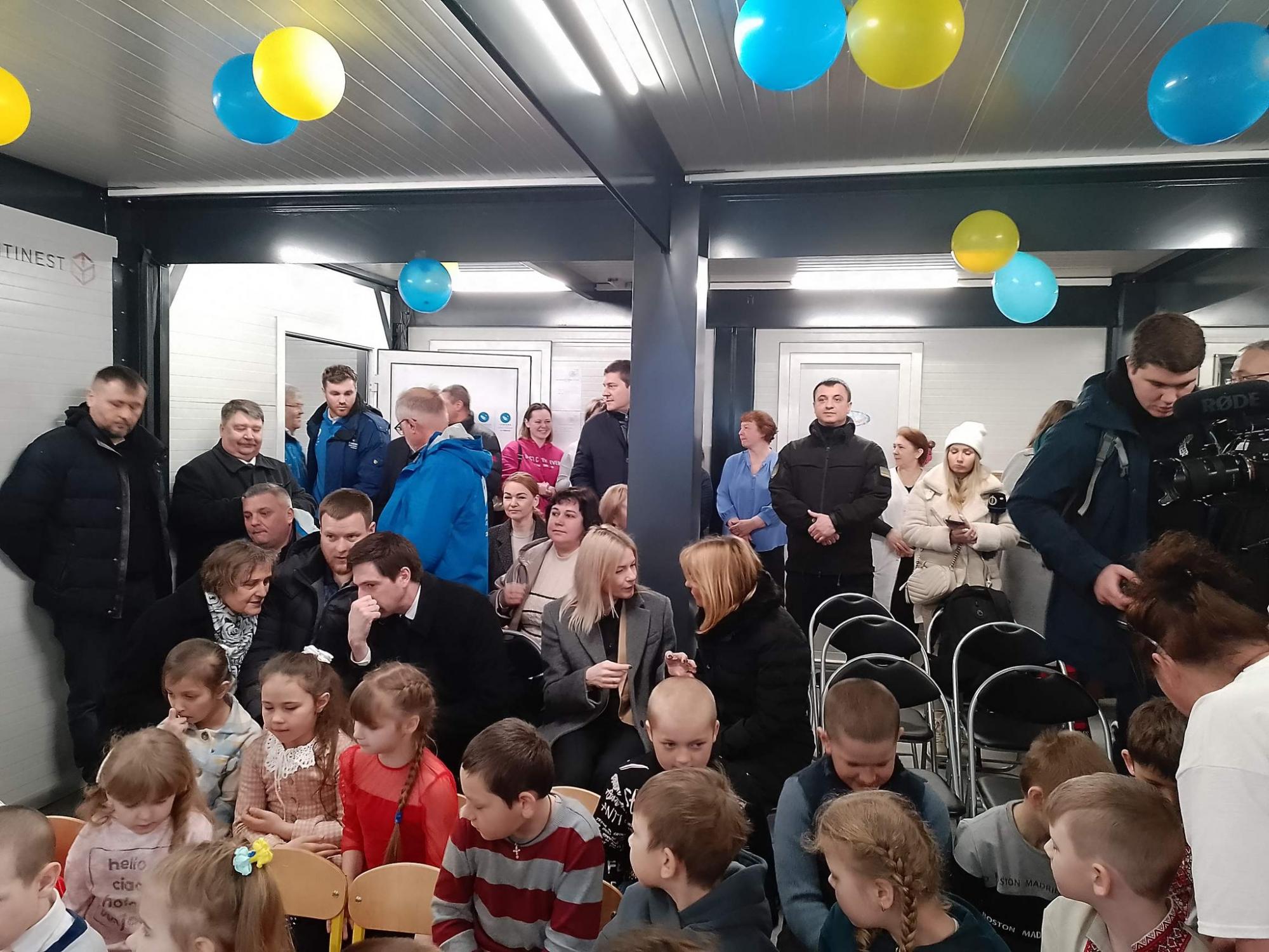 Под Киевом открыли модульный детский садик: вот как он выглядит