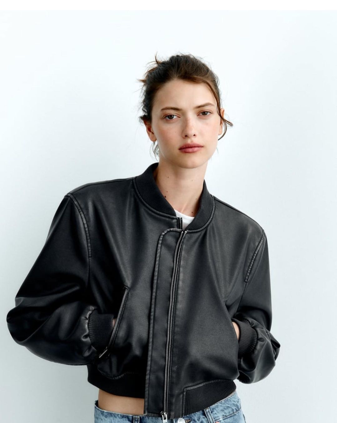 Хітова весняно-літня куртка, яка має бути у вашому гардеробі: фотоприклади