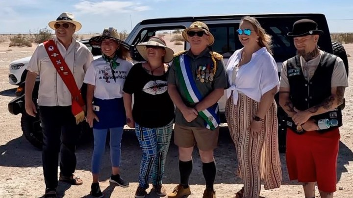 Всередині США утворилася нова республіка. Нею править султан, а громадянство може отримати будь-хто