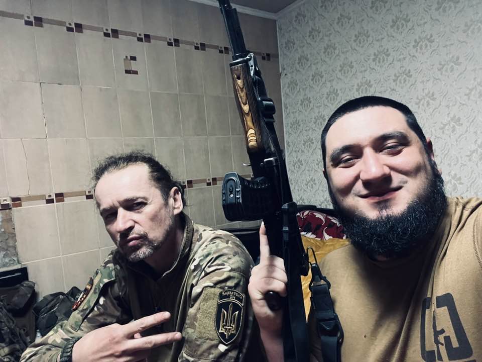 "Майже повністю втратив слух": легенда 90-х потрапив у лікарню після благодійного концерту (фото)