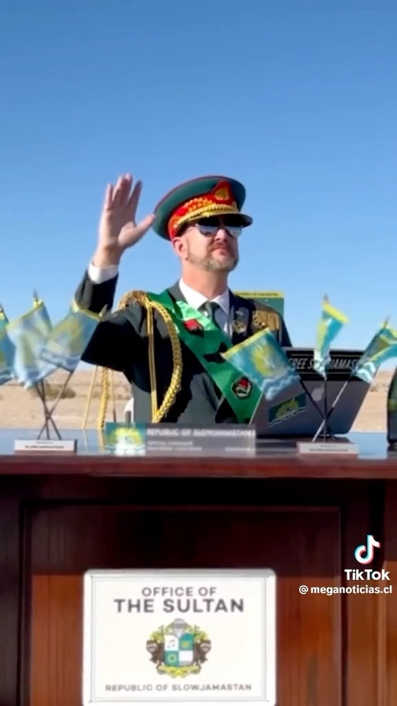 Всередині США утворилася нова республіка. Нею править султан, а громадянство може отримати будь-хто