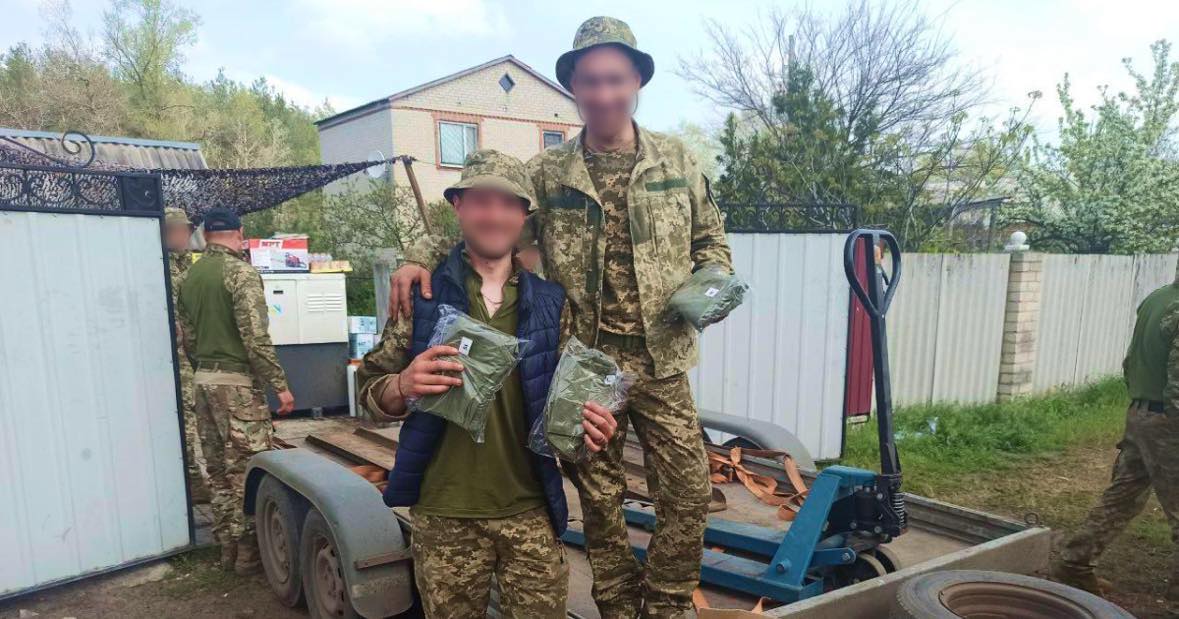 "Фундація Течія" передала ЗСУ одяг на 6 млн гривень