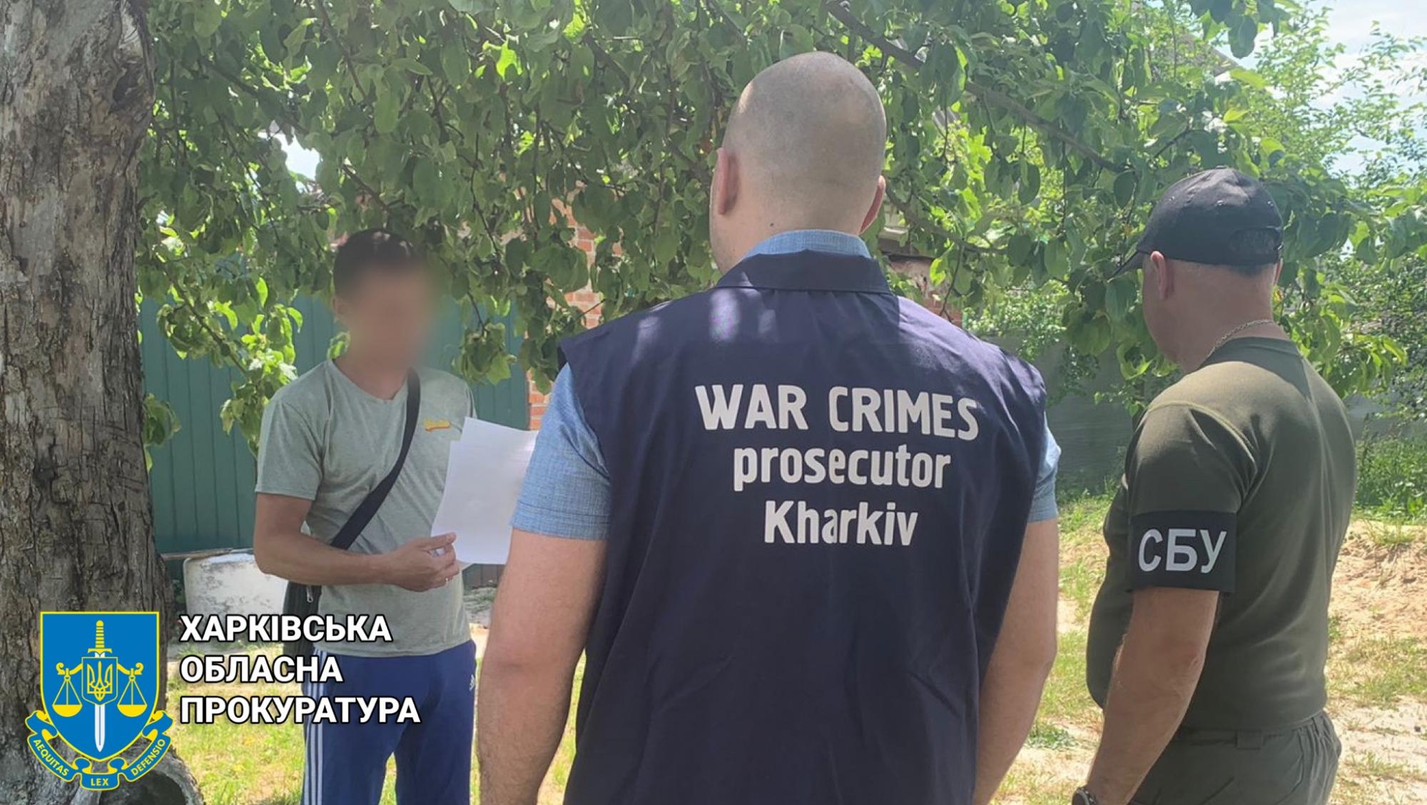 У Балаклії затримали "поліцейського", який охороняв росіян і збирав для них гроші на ринку