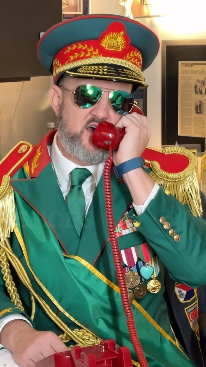 Всередині США утворилася нова республіка. Нею править султан, а громадянство може отримати будь-хто