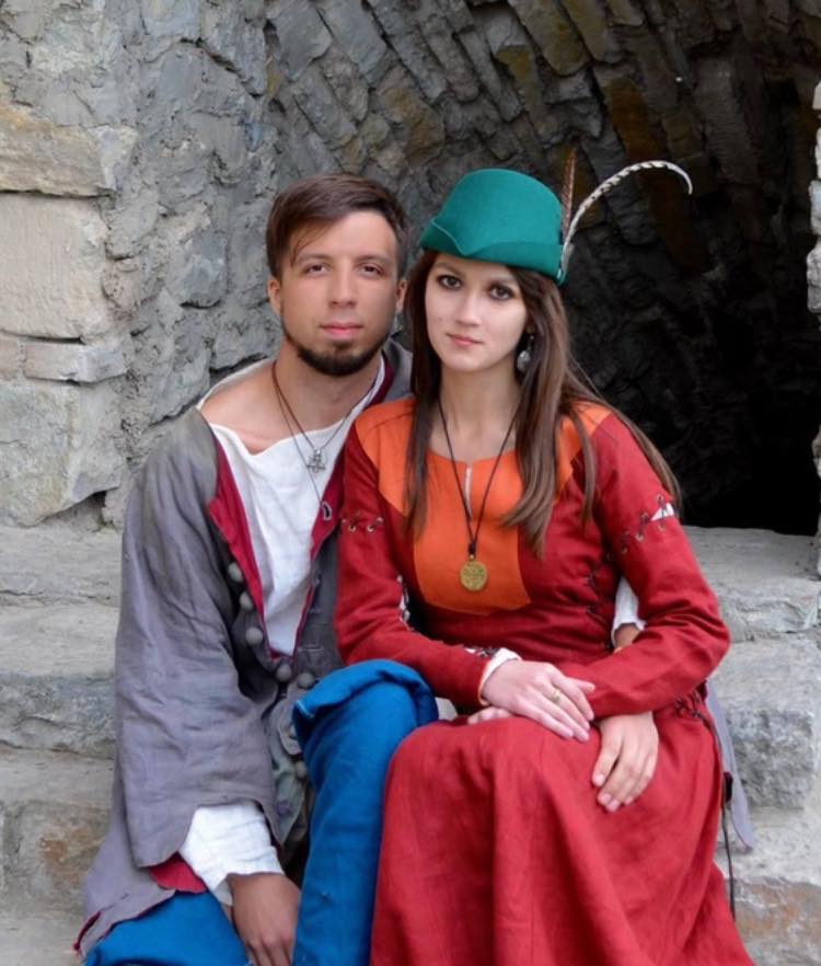 Вічного кохання у засвітах: через падіння уламків російської ракети в Києві загинула молода пара