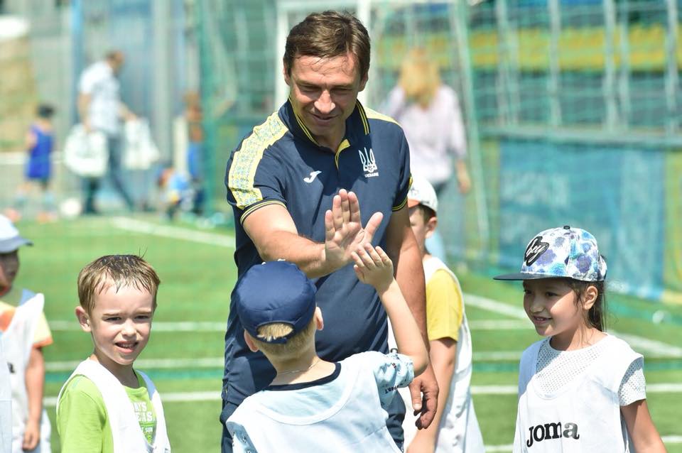 Ващук рассказал, как "орки" разграбили его дом в Гостомеле: забрали все кубки и награды