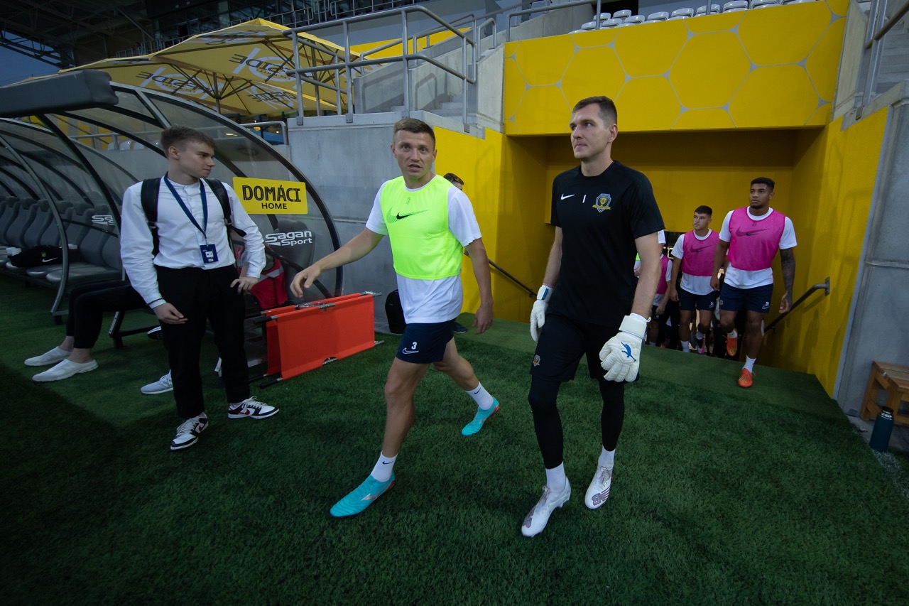 СК "Днепр-1" – "Панатинаикос": где смотреть и прогноз на матч Лиги чемпионов