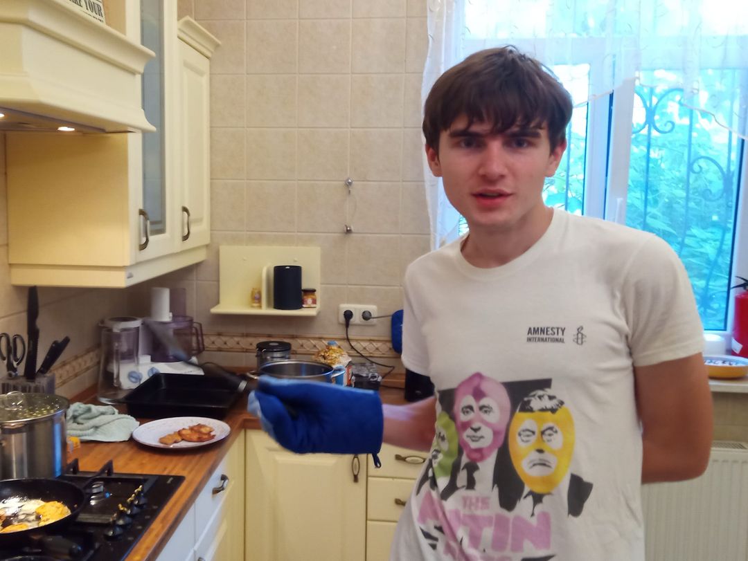 Син Сенцова з аутизмом вступив до престижного університету: що відомо