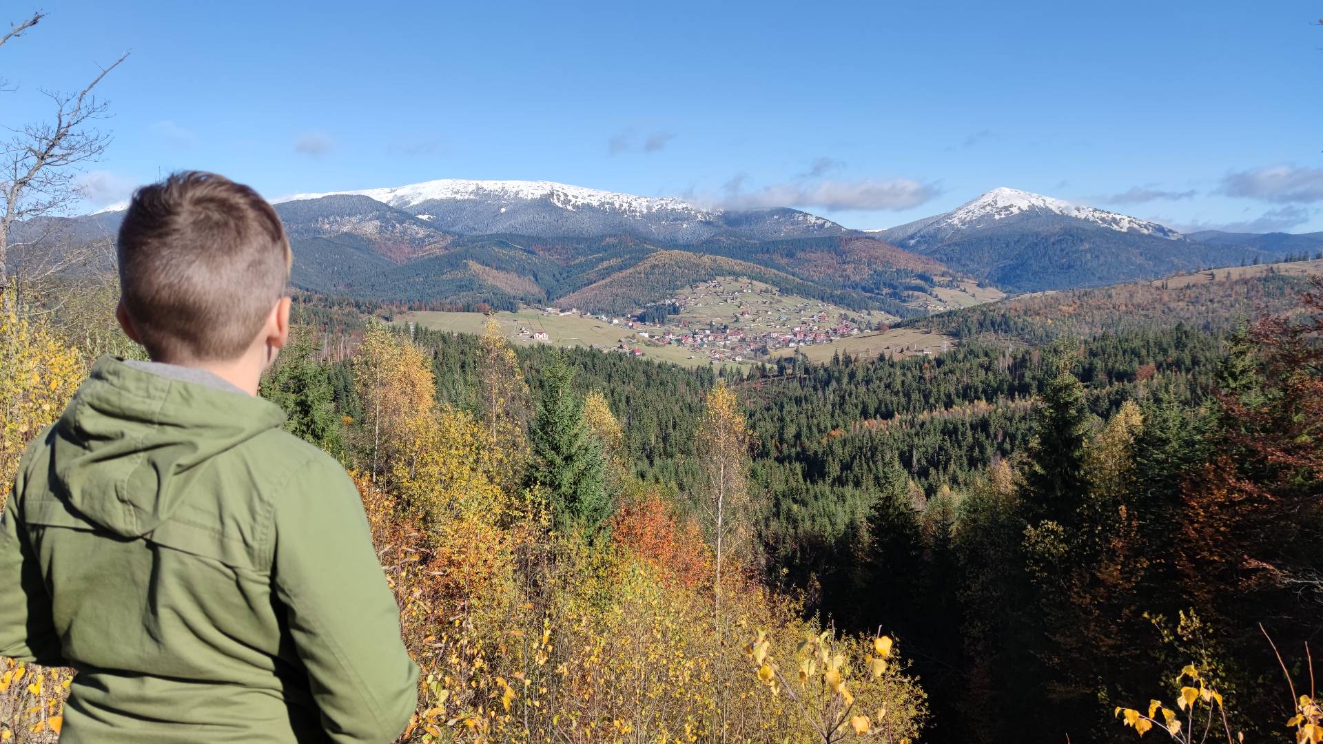 Нові пріоритети. Чому важливо розвивати туризм в Україні навіть під час війни