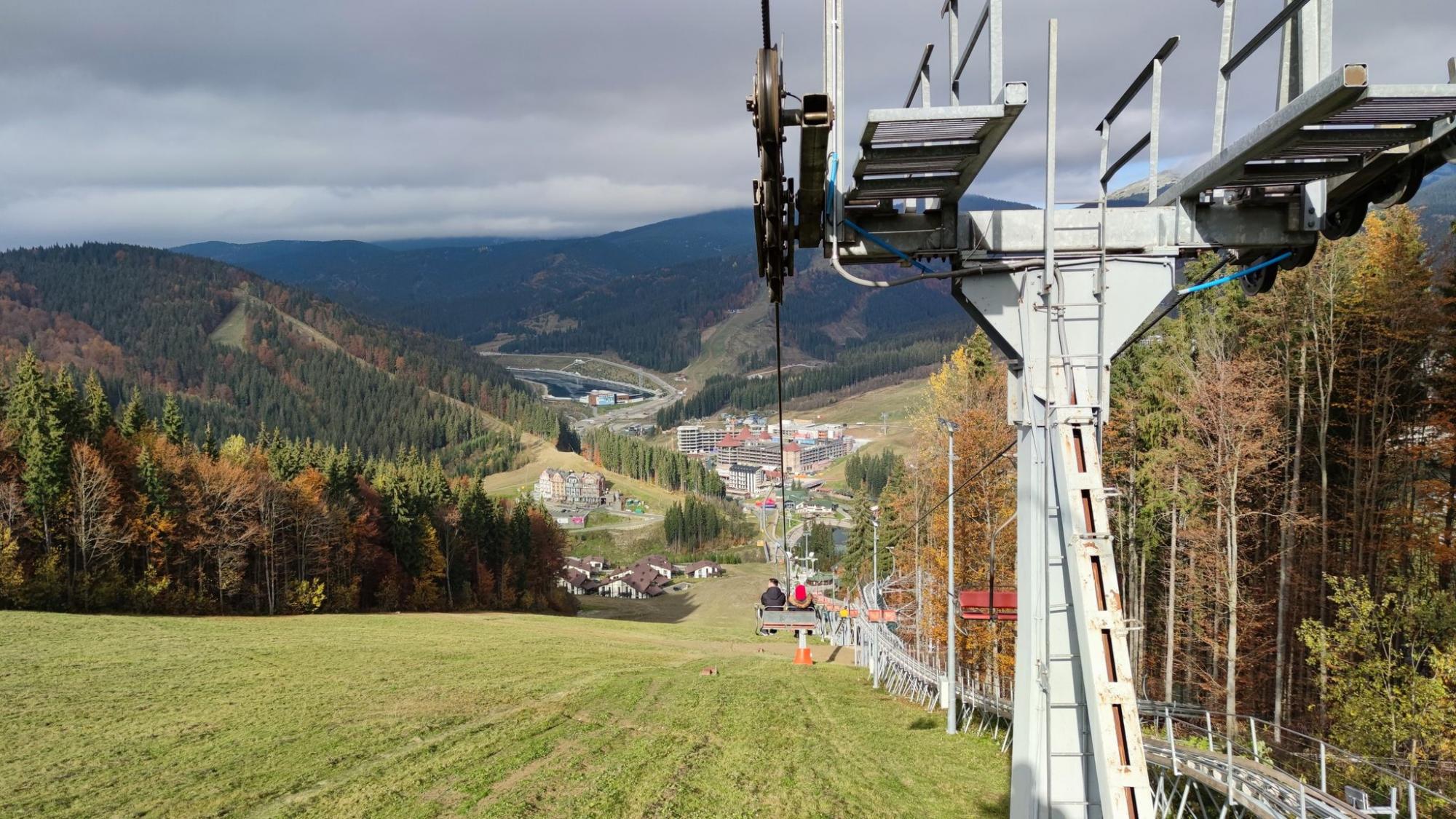 Карпати у міжсезоння. Найцікавіші локації та ціни на відпочинок