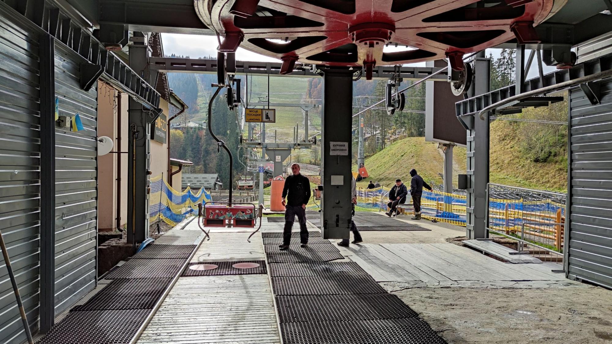 Карпати у міжсезоння. Найцікавіші локації та ціни на відпочинок