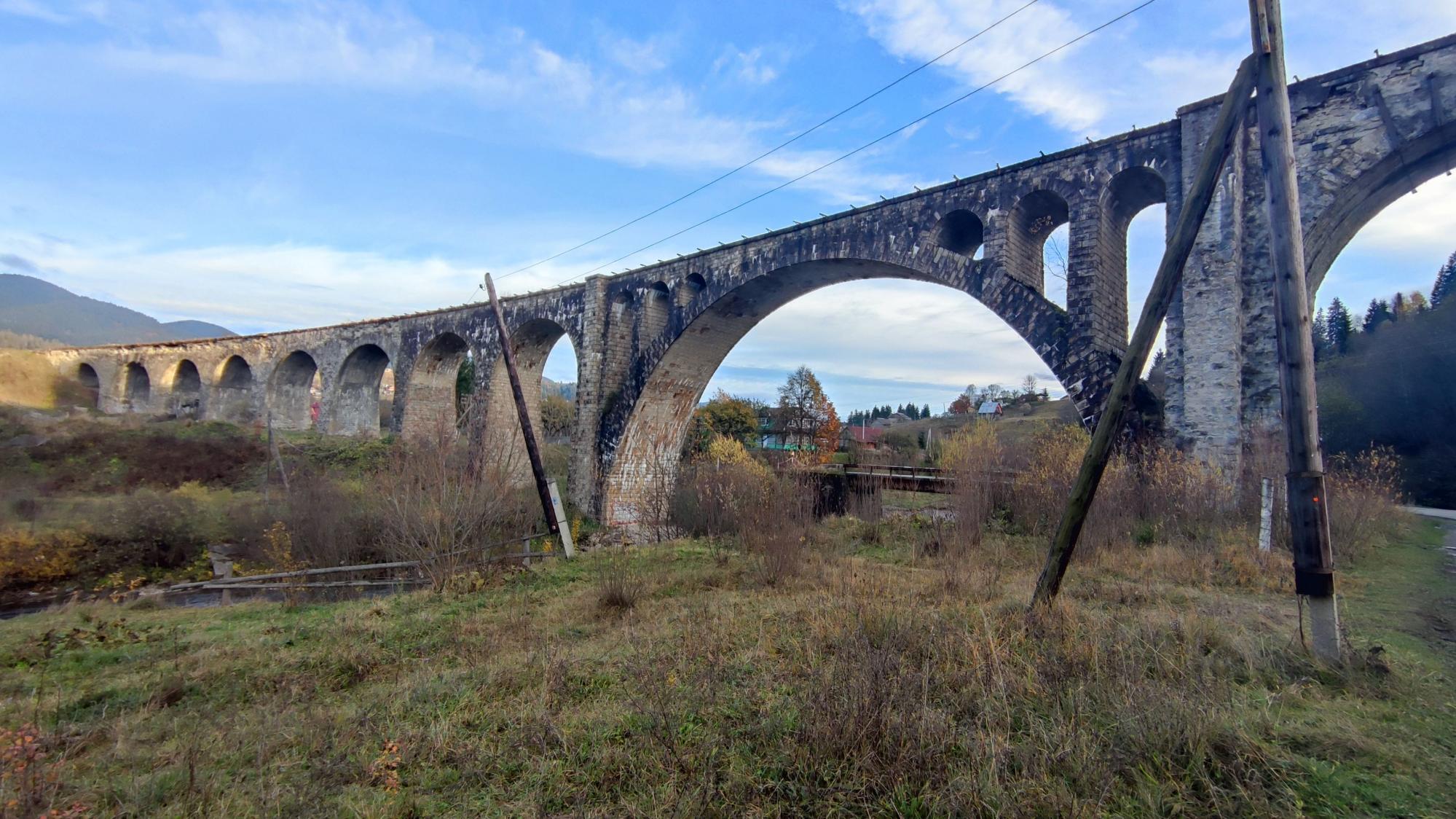 Віадуки, садиби та гори. Чим зайнятися у Ворохті восени: детальний розбір маршруту