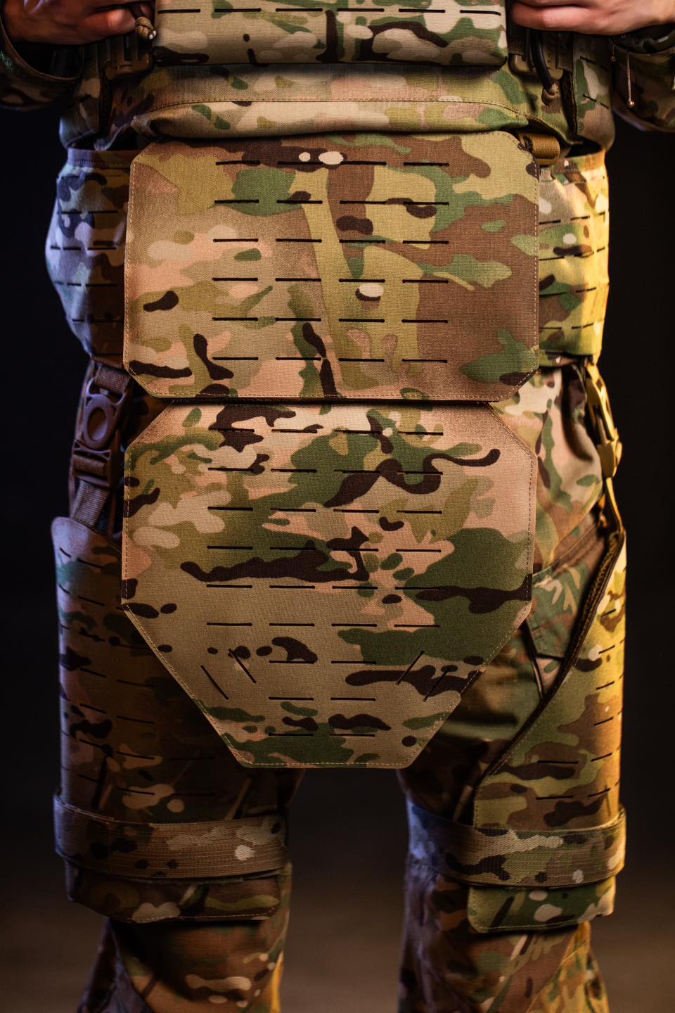 В Україні створили перший бронекостюм для жінок. Дивіться, як він виглядає (фото)