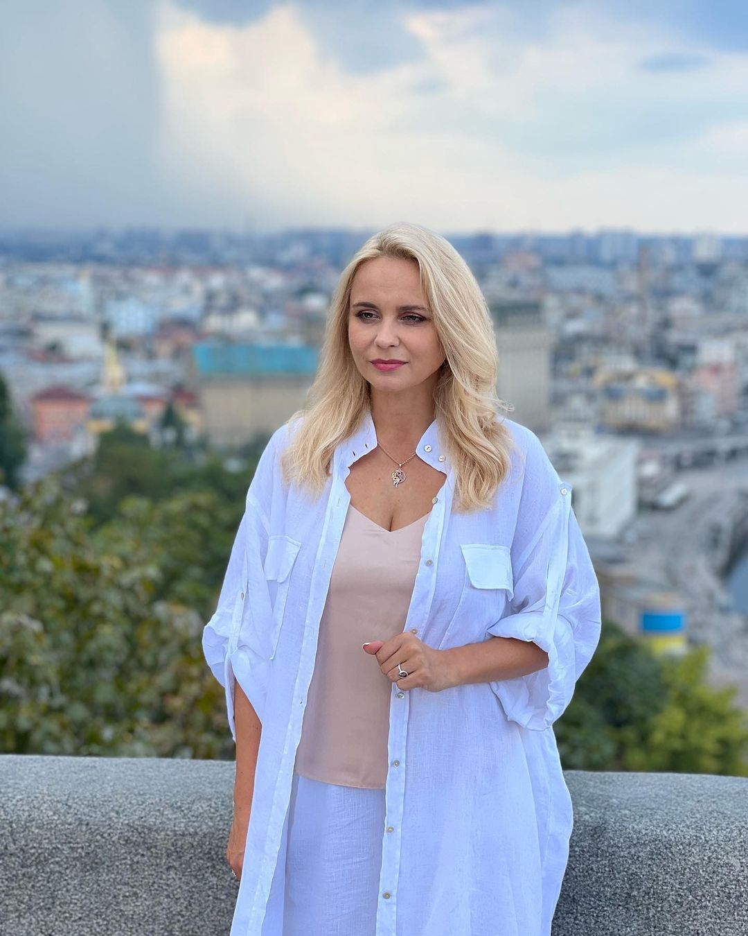 Ко дню учителя: 7 украинских звезд, которые работали в школе или имеют диплом педагога