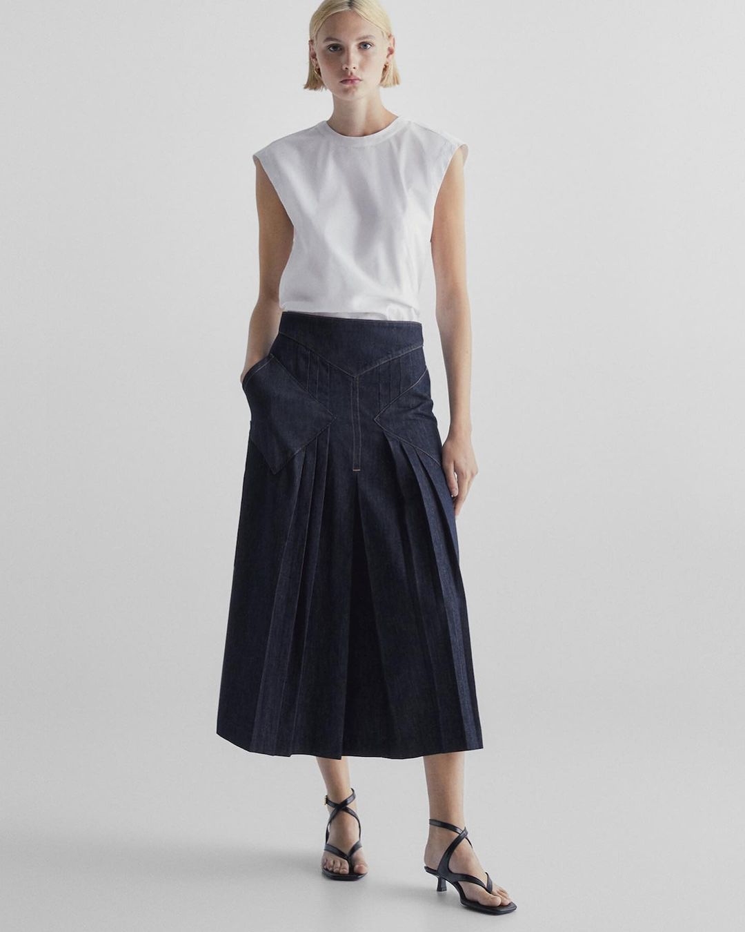 Які спідниці будуть в тренді цієї осені: фото стильних варіантів