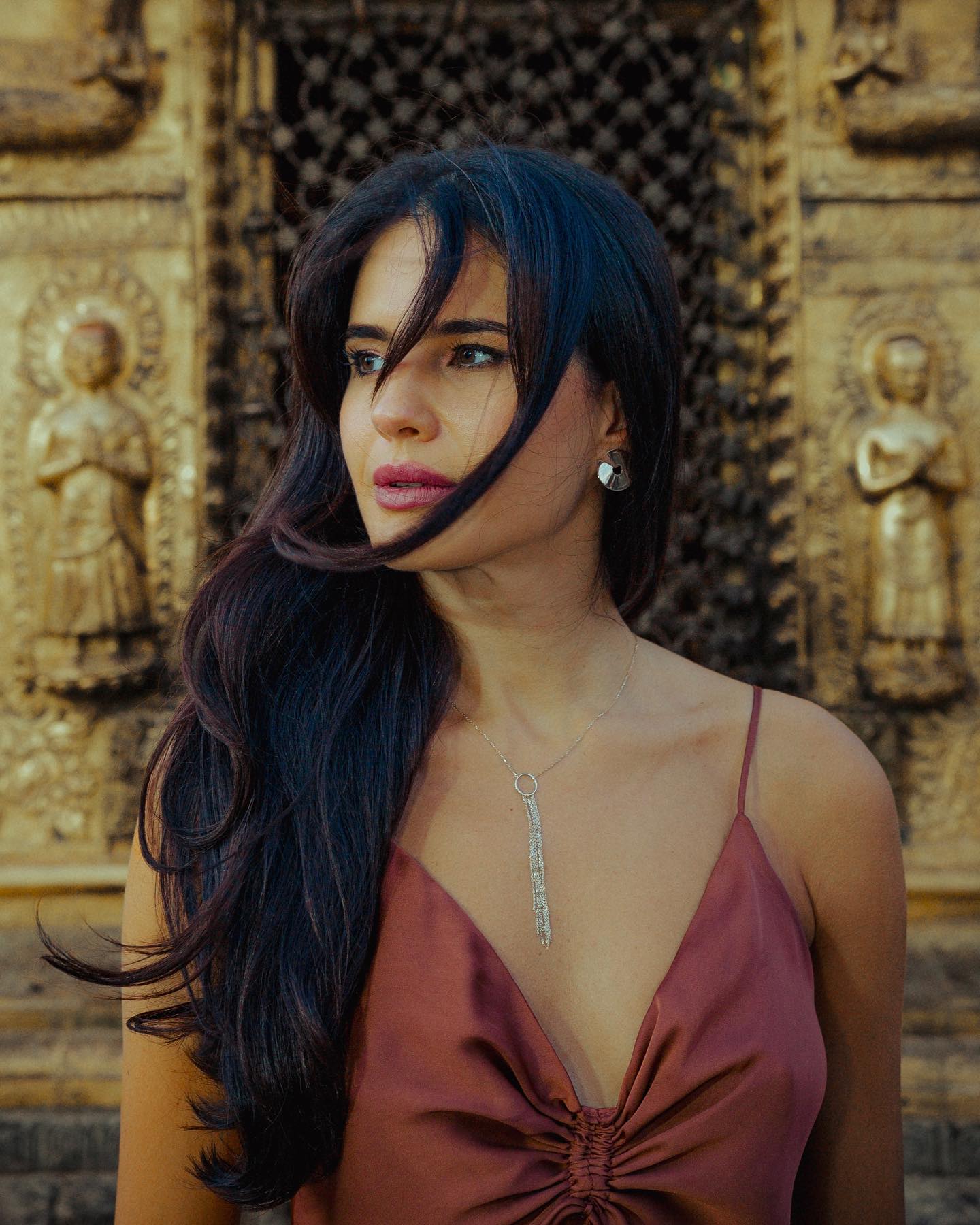 Українська альпіністка стала першою, хто підкорив складну вершину в Гімалаях: історія, що надихає