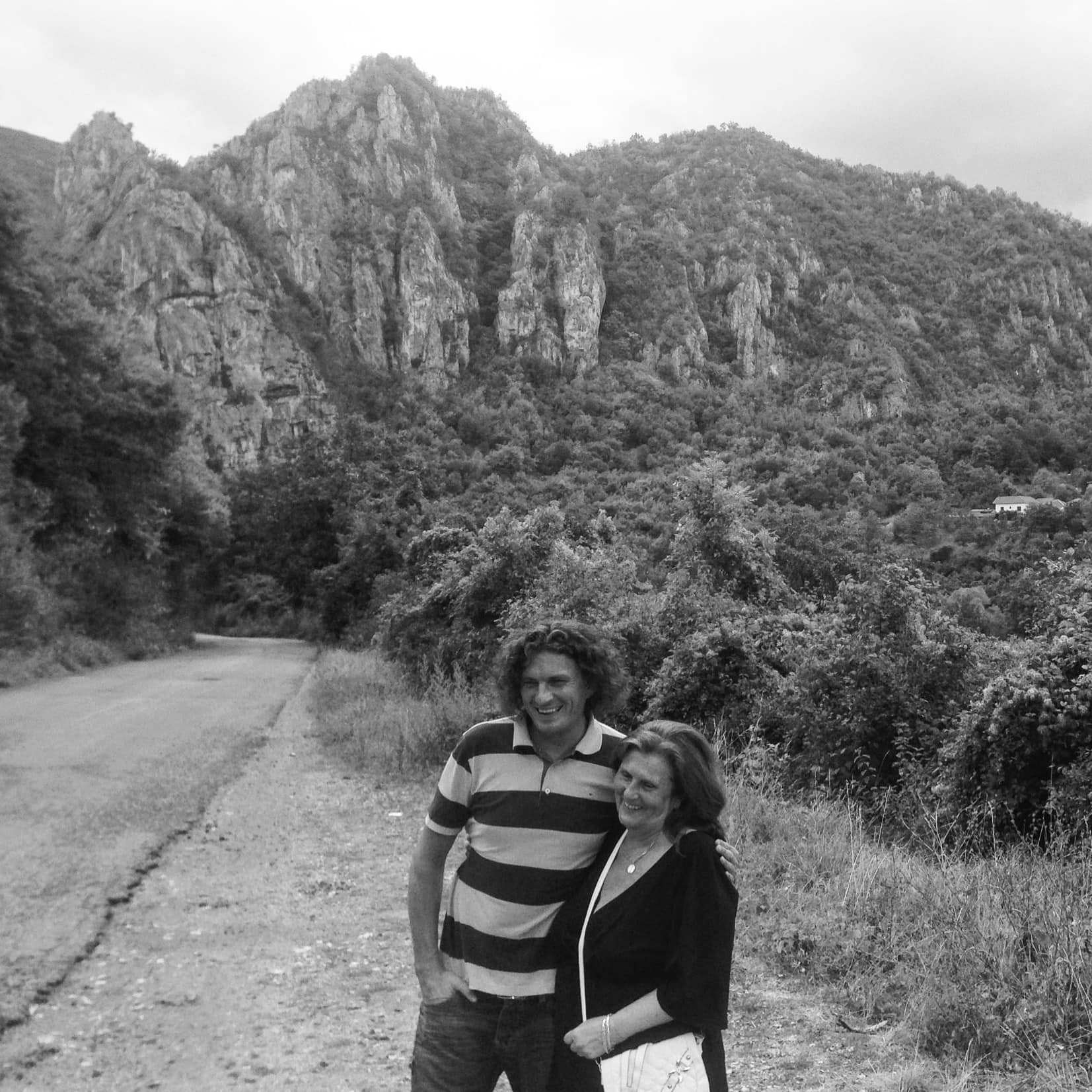 Стало відомо, де і коли поховають маму Скрябіна