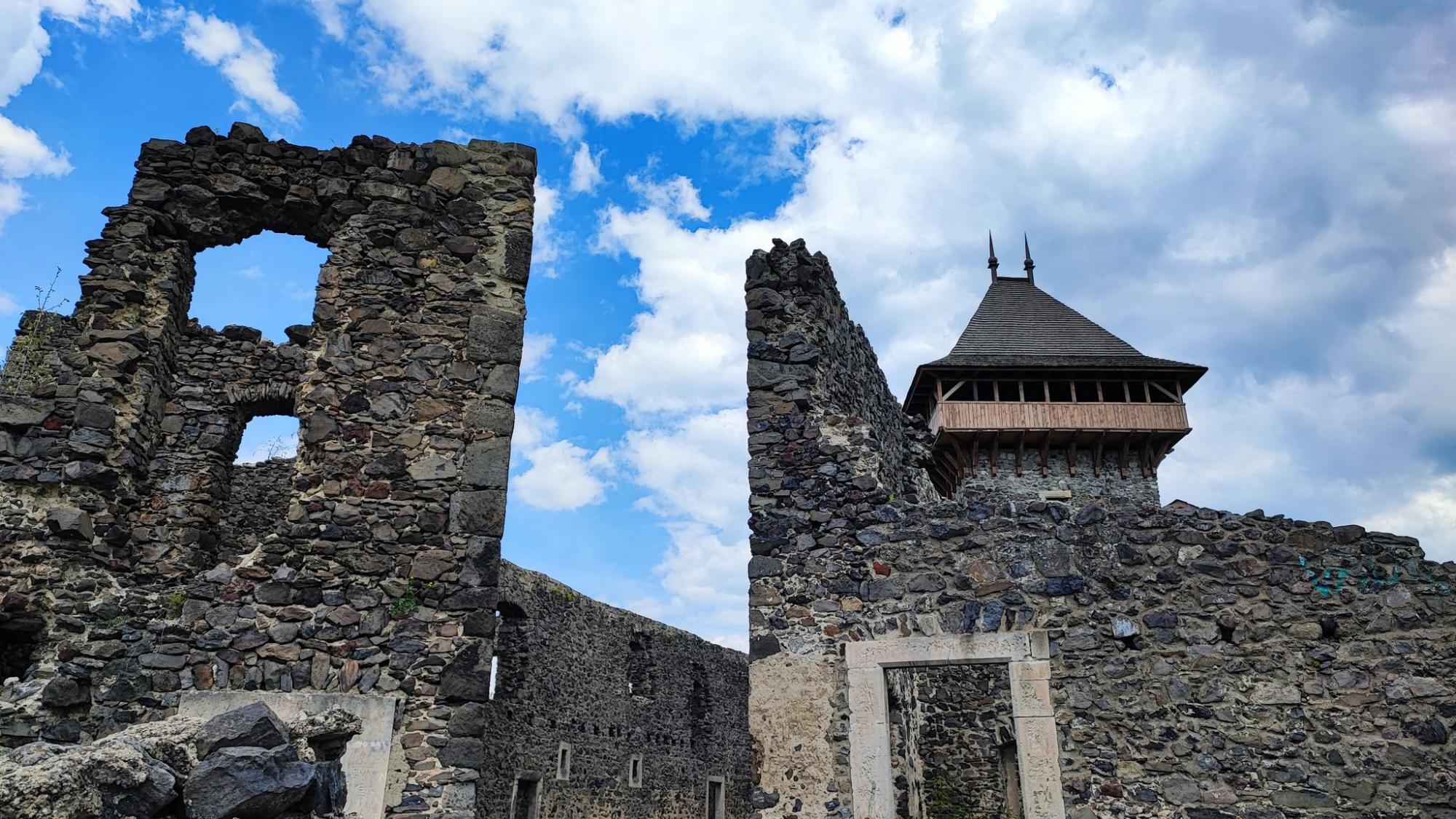 Замковый "джекпот". Авторский маршрут по Закарпатью для осеннего путешествия