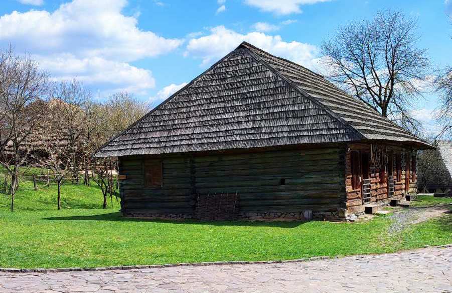 Замковый "джекпот". Авторский маршрут по Закарпатью для осеннего путешествия