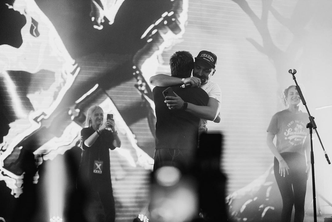 Відомий український музикант отримав поранення на фронті: він у критичному стані