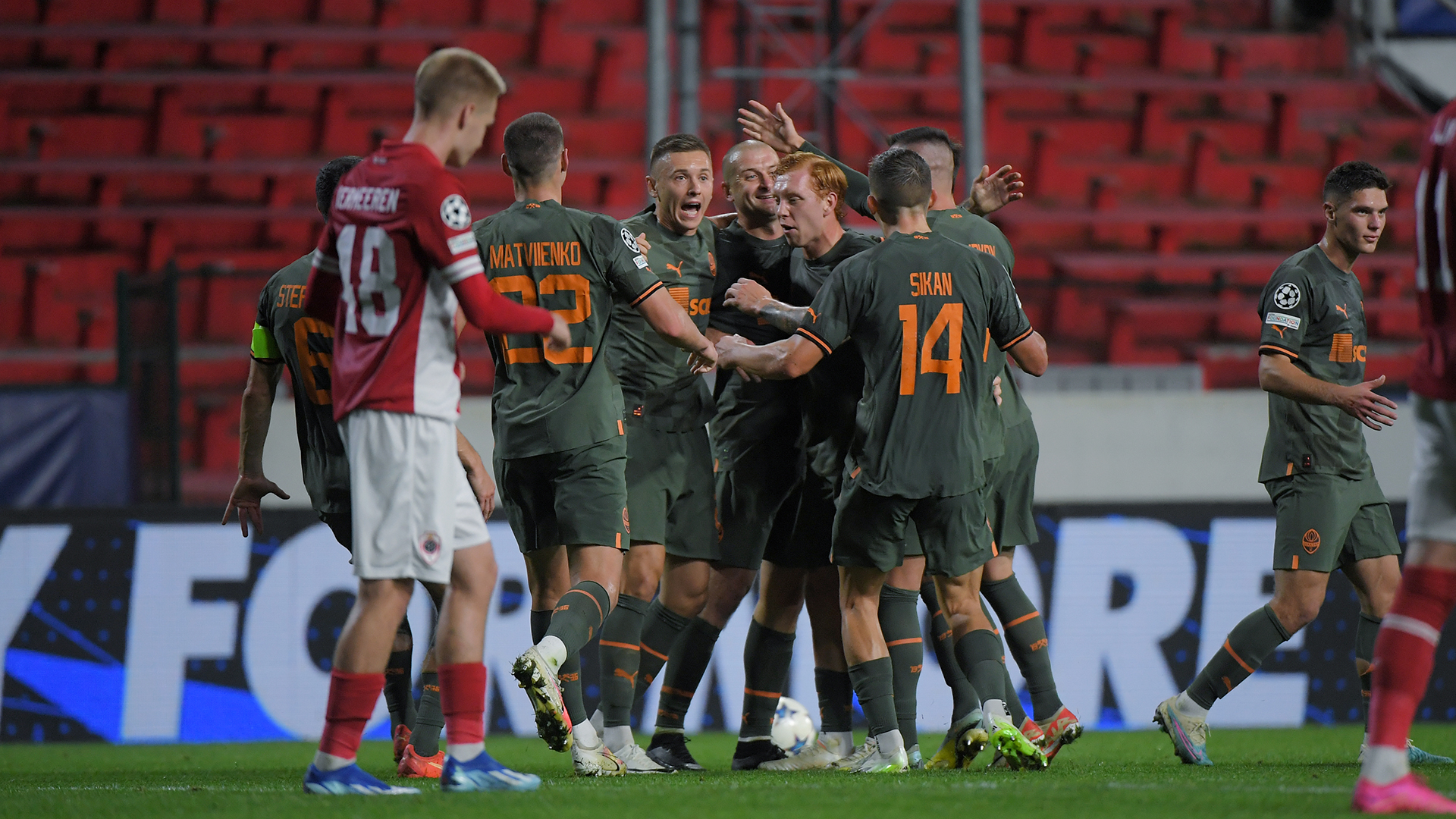 "Шахтар" – "Антверпен": кадри та слова перед матчем Ліги чемпіонів