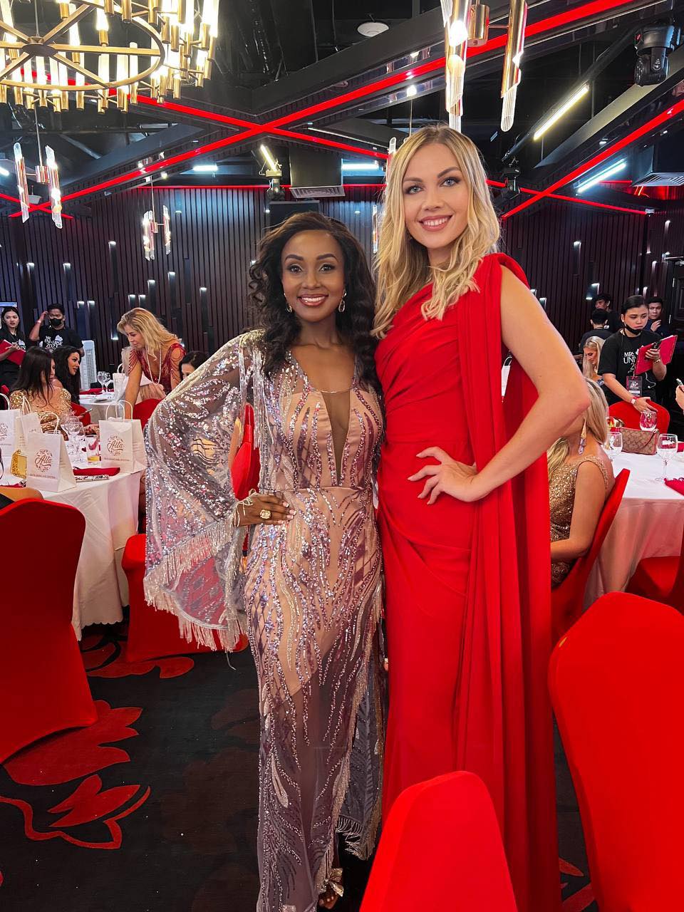 Внучка известного воина УПА почтила дедушку на открытии "Миссис Вселенная 2023": красноречивые фото