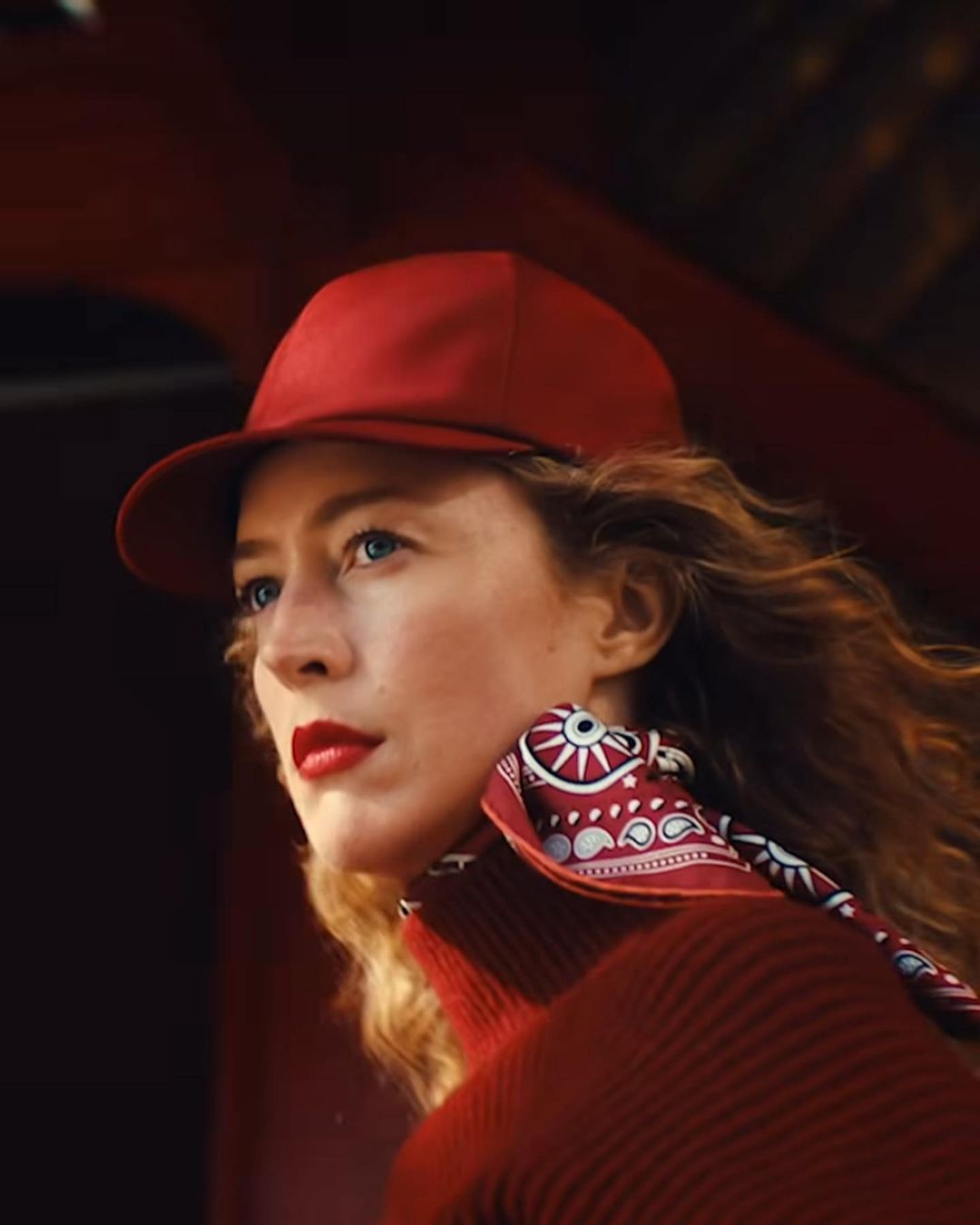 Які головні убори будуть в моді цієї осені та взимку: фотоприклади від стиліста