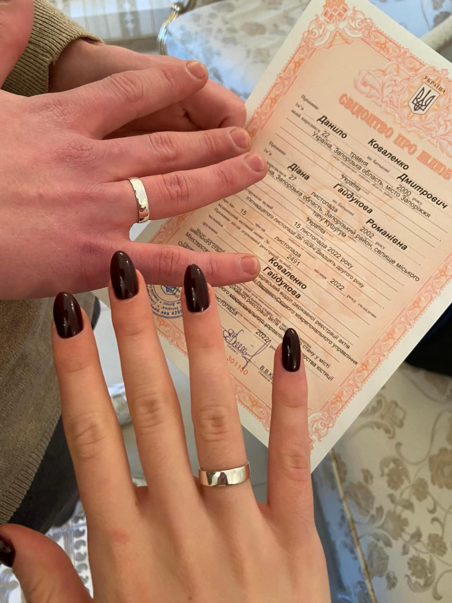 "Вони знали, що війна будь-якої миті може їх розлучити". У Запоріжжі внаслідок атаки РФ загинула молода пара