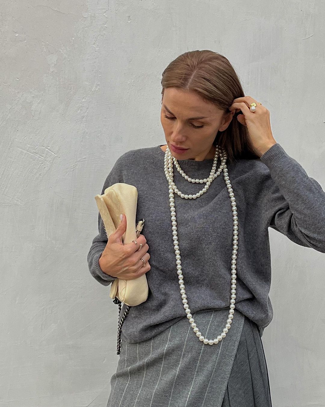 Поєднується з будь-яким образом: стиліст показала намисто, яке знову повернулось в моду