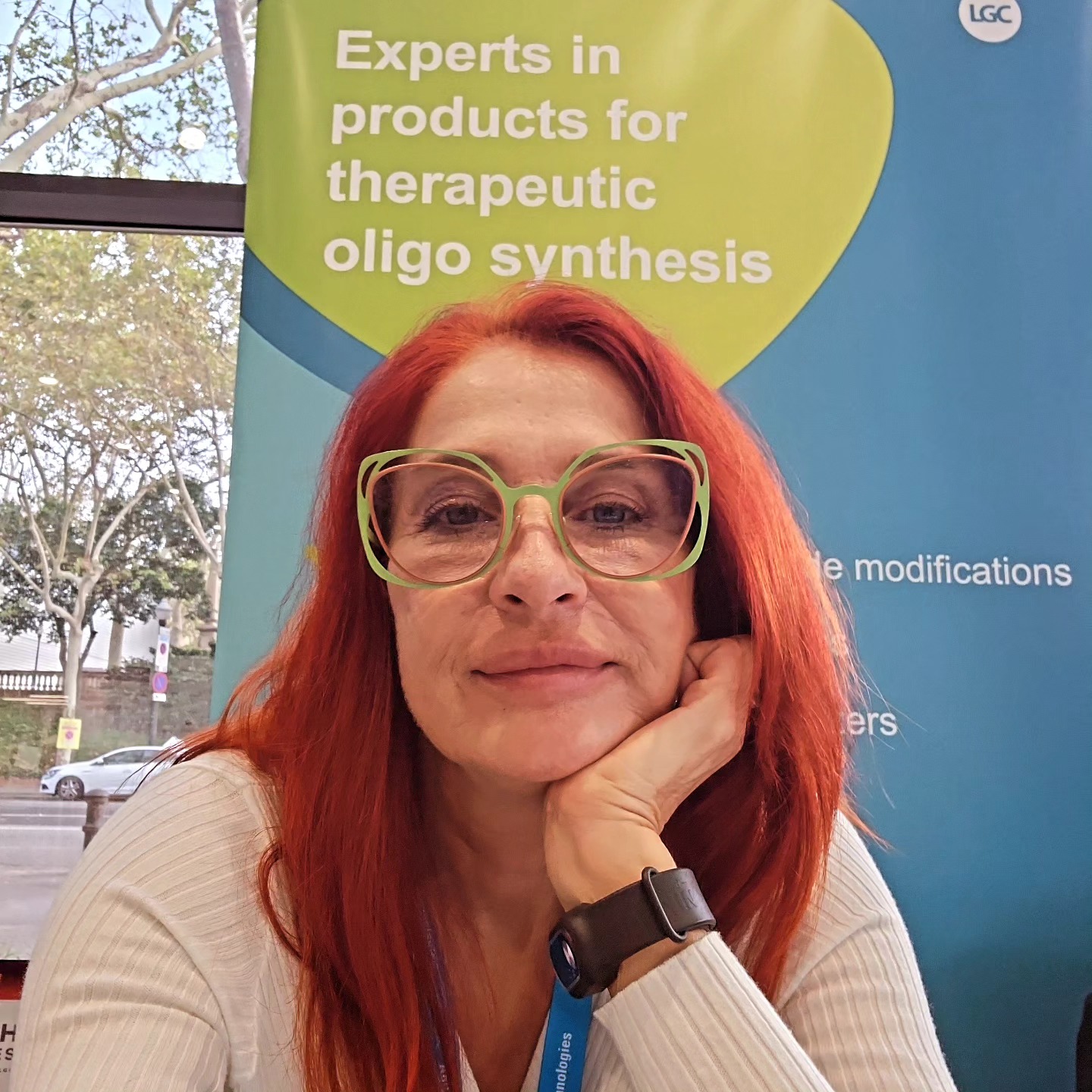 Українка першою вирушить у космос з Virgin Galactic: що про неї відомо (фото)