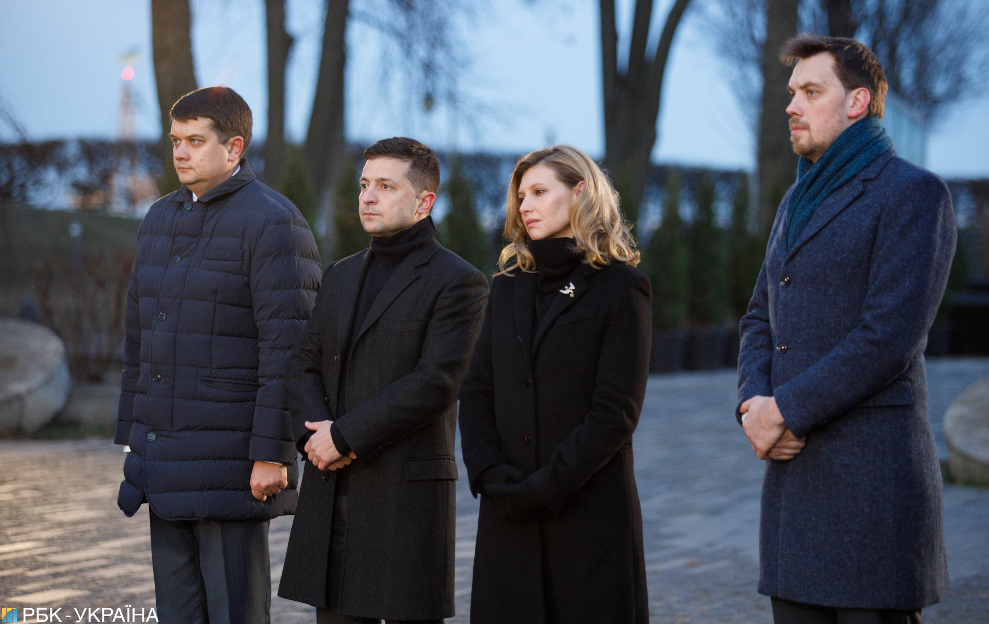 Від ділового шику до мілітарі. Еволюція стилю Зеленського: погляд через роки