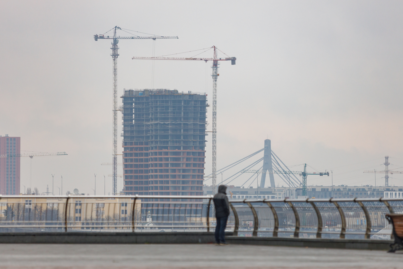 Відновлення будівництва. На скільки затримується здача житла в Києві під час війни