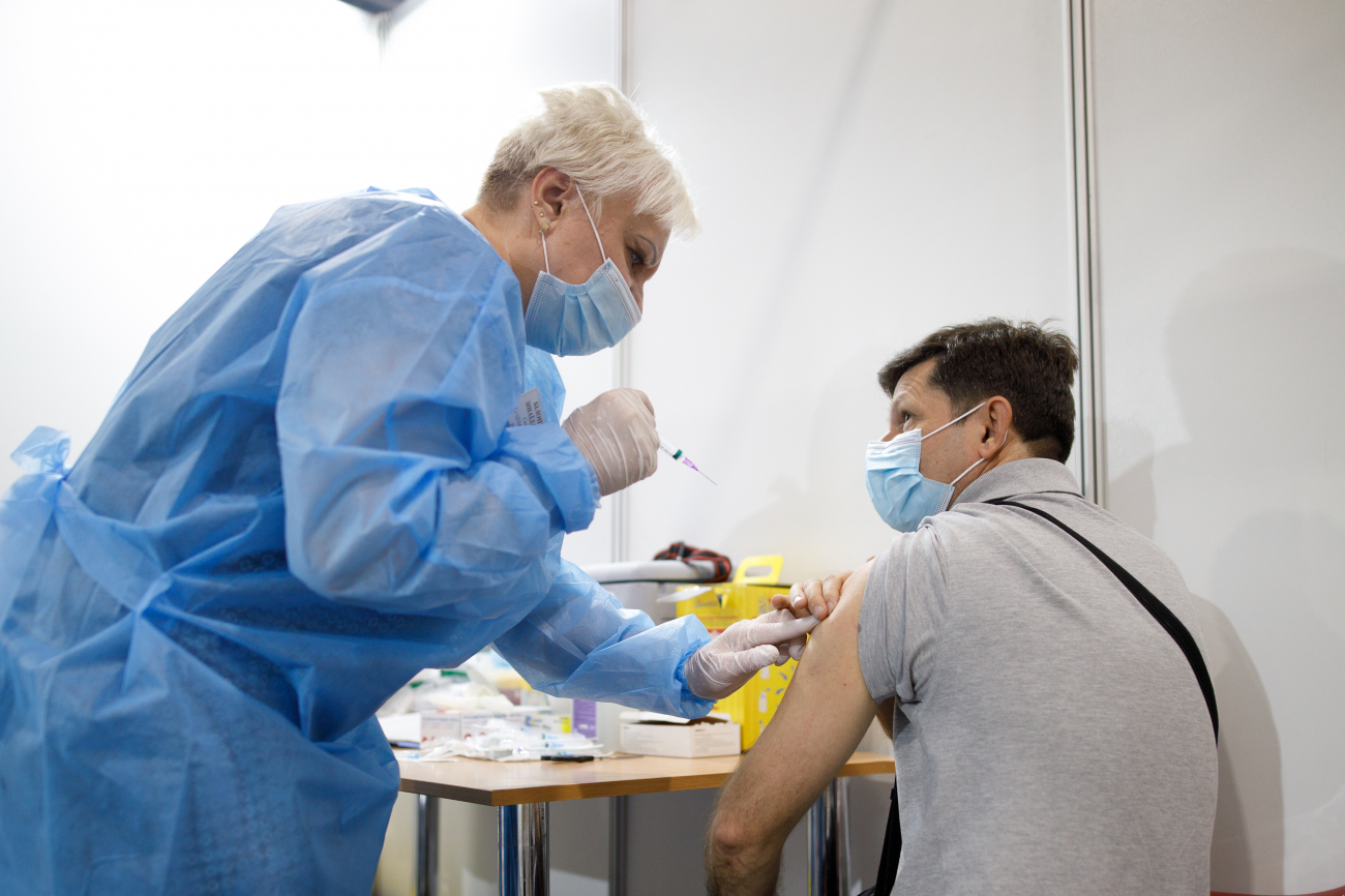 Чому ми досі хворіємо на грип у березні і як правильно обрати противірусні