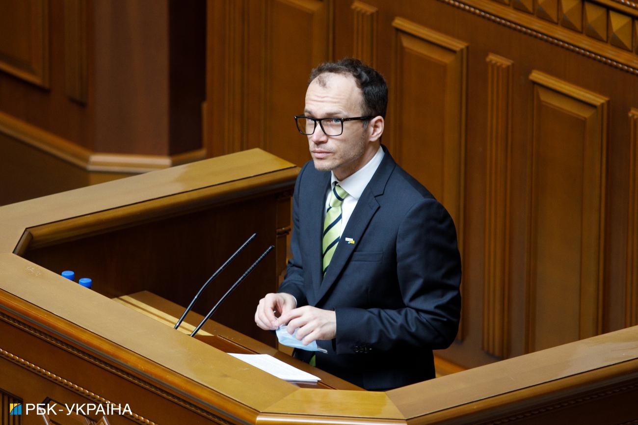 Денис Малюська: Я уделил время, чтобы изучить, как пишется заявление об отставке