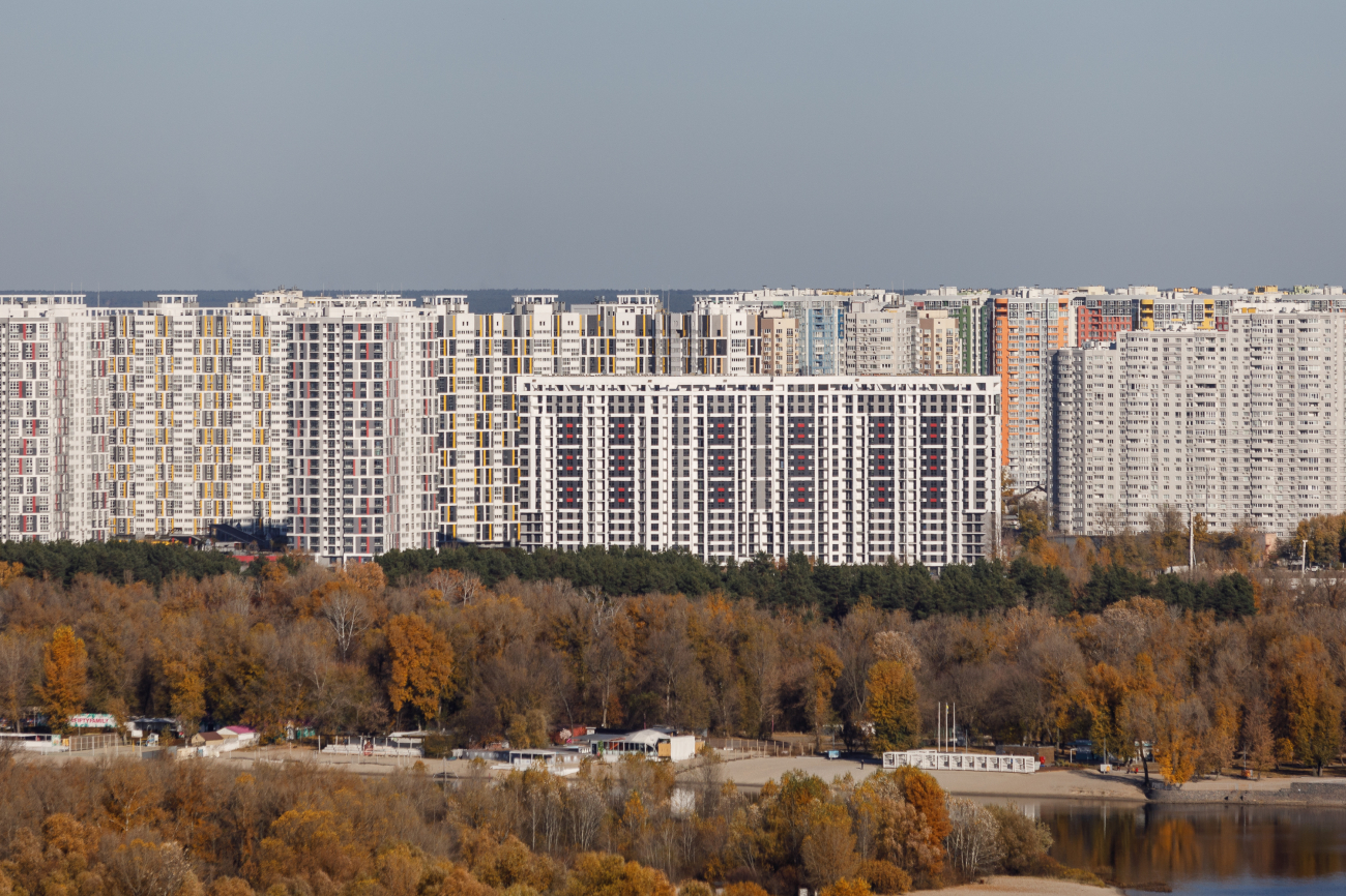 Здати до зими. Скільки компаній відновили продажі житла в Києві і що буде з цінами