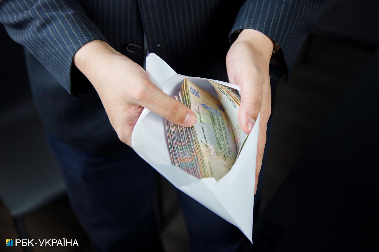 Налоги на зарплату. Готовы ли власти снизить ставки и в чем риски реформы