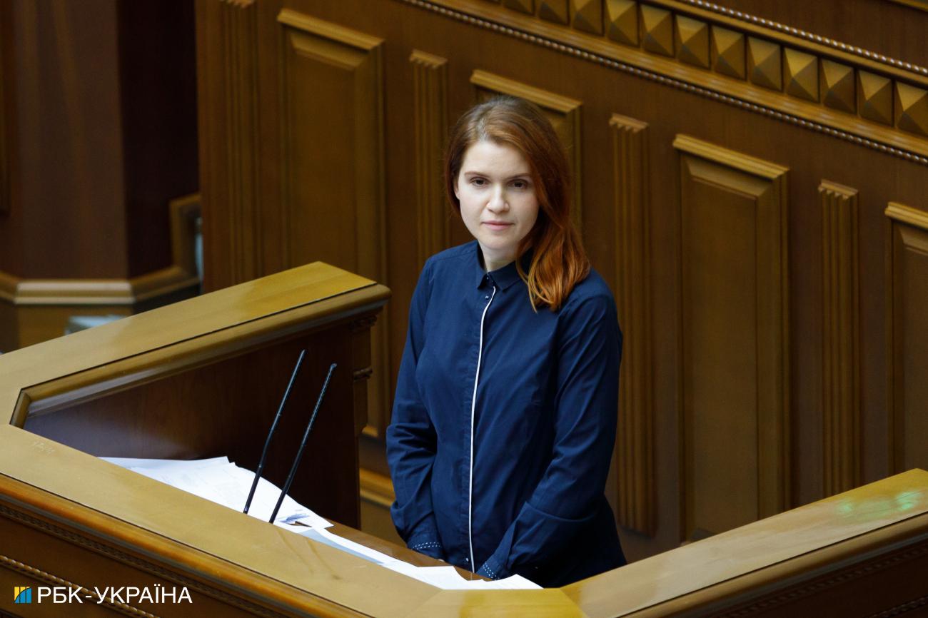 Відбили подачу. Чому Рада завернула закон про мобілізацію і хто посварив "слуг народу" з Банковою