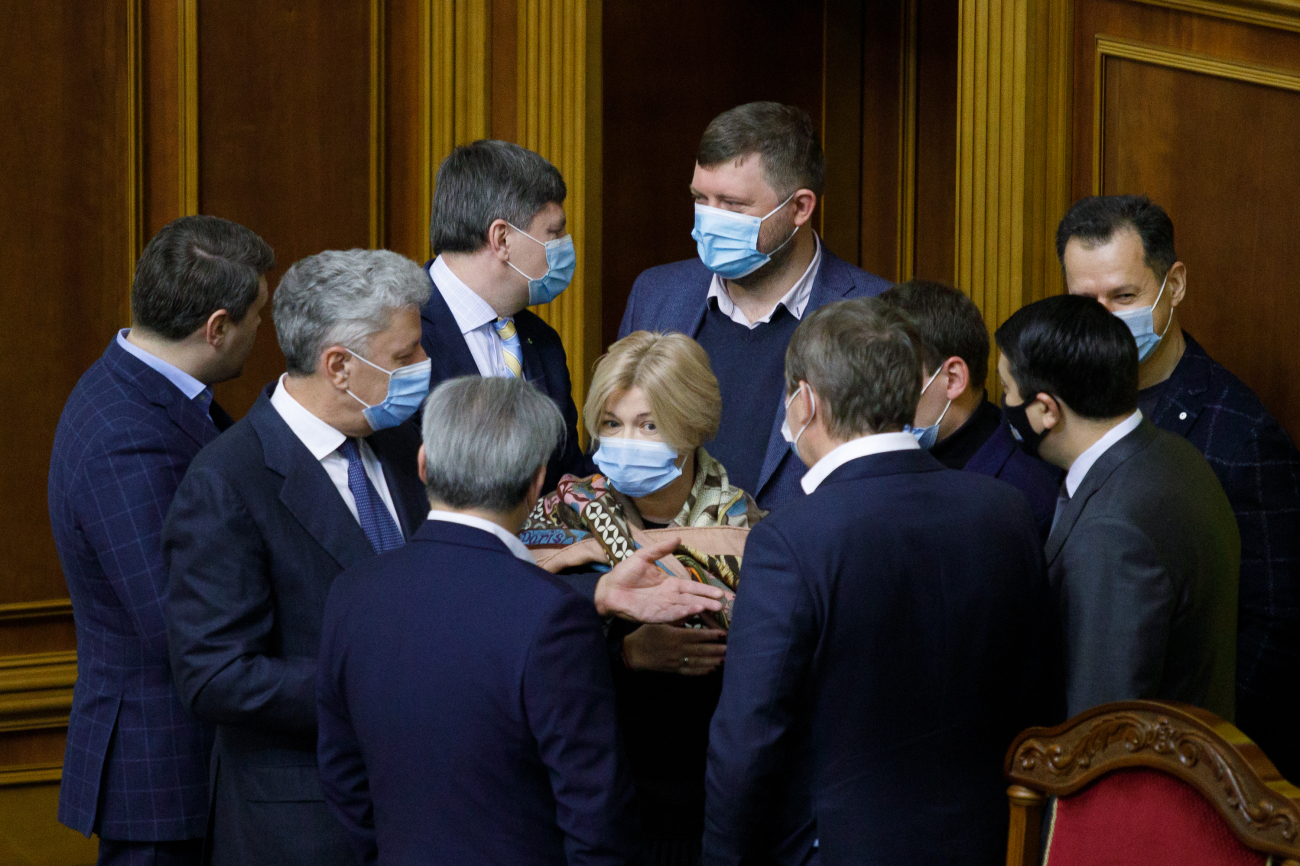 Министры на выход. Какие перестановки в Кабмине готовит команда Зеленского