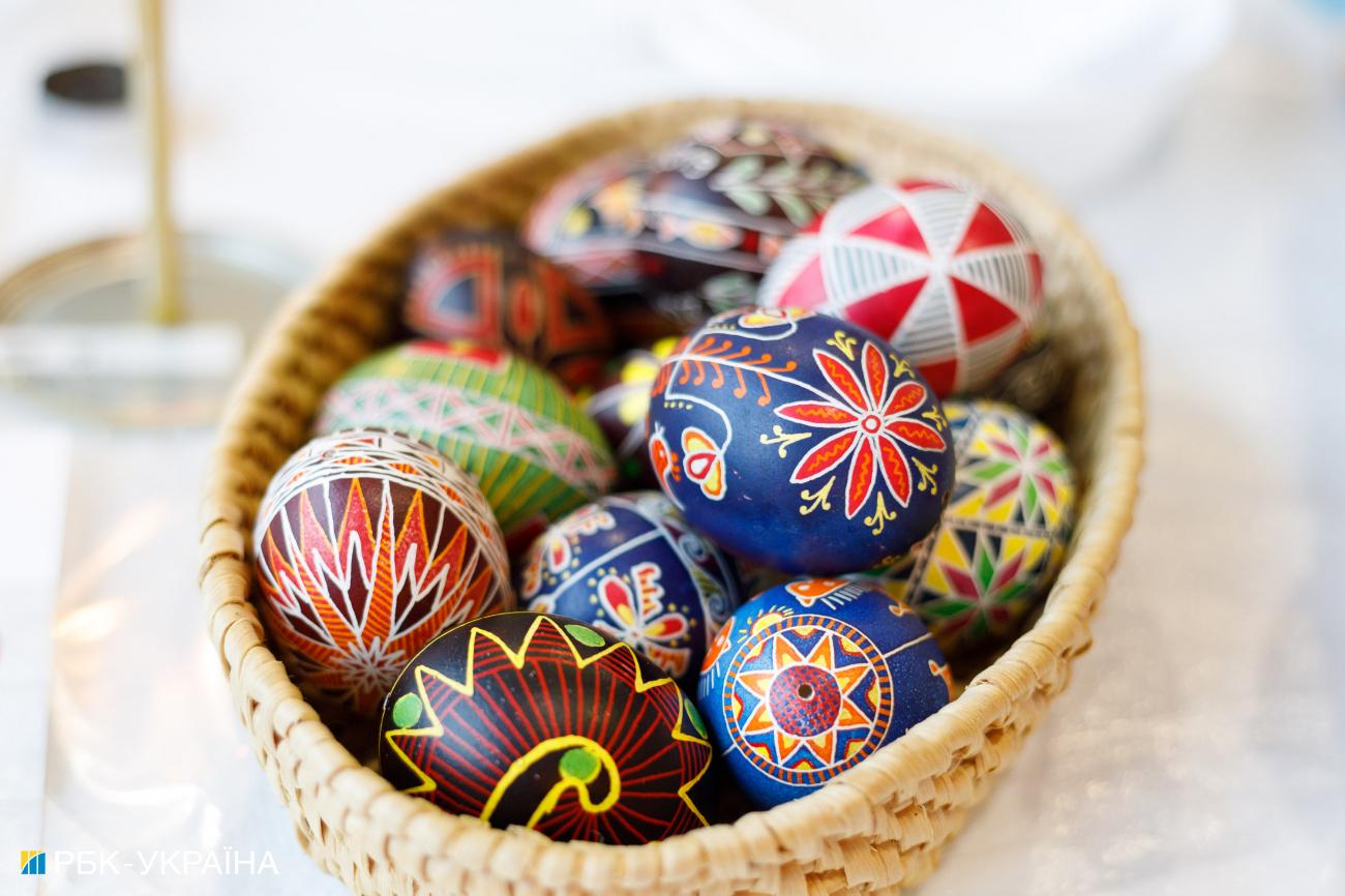 Готуємося до Великодня: які продукти можуть подорожчати та чим запасатися