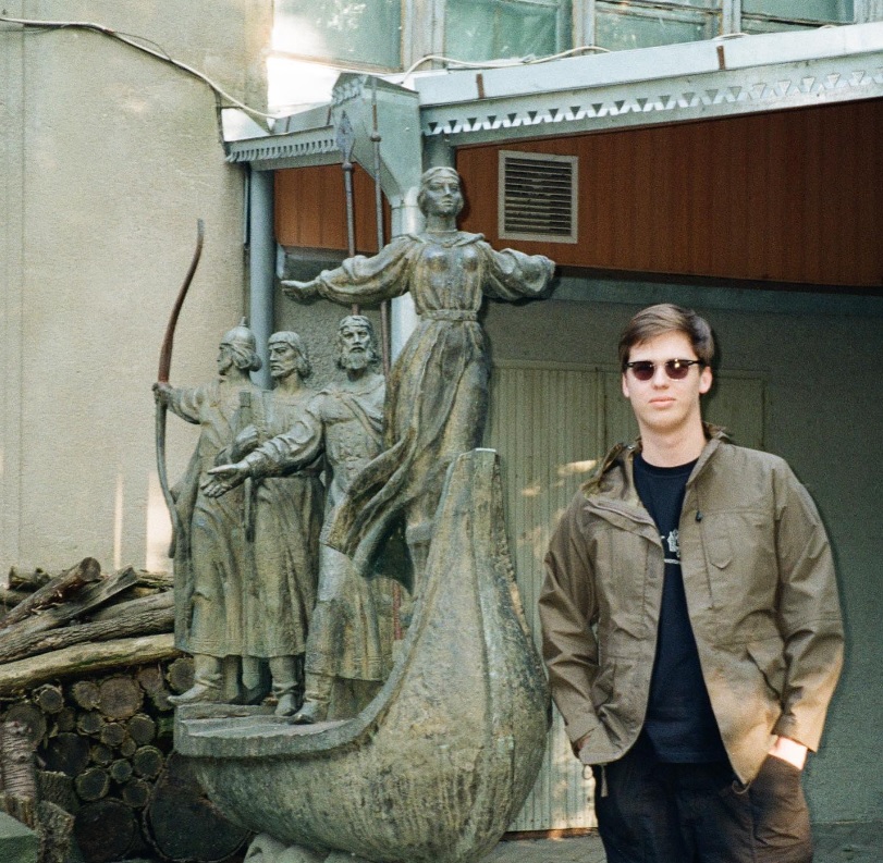 Хто такий Лачен і хто зробив його відомим: цікаві факти, про які ви не знали