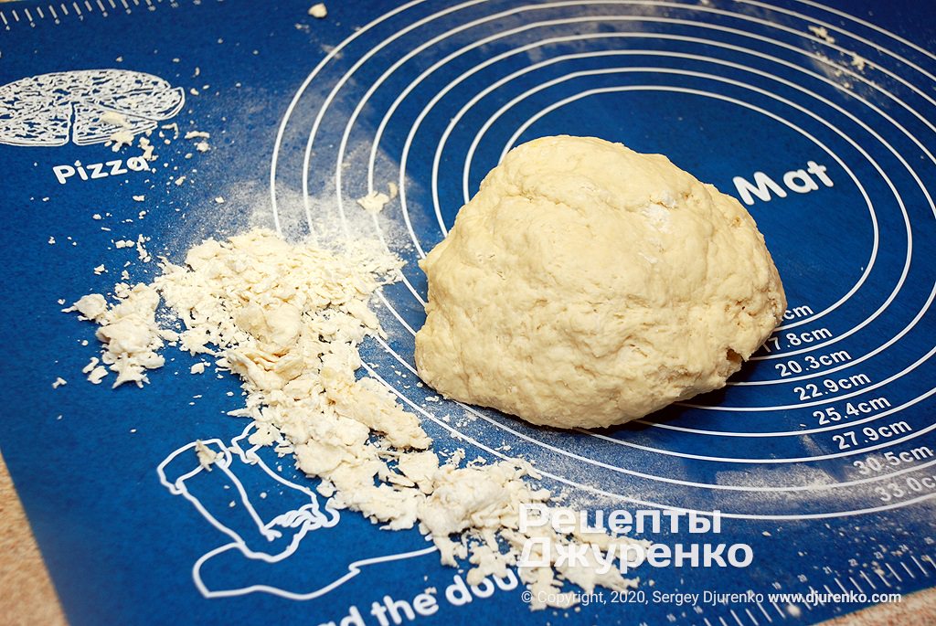 Кулинар раскрыл секрет настоящего слоеного теста: запомните простое правило!