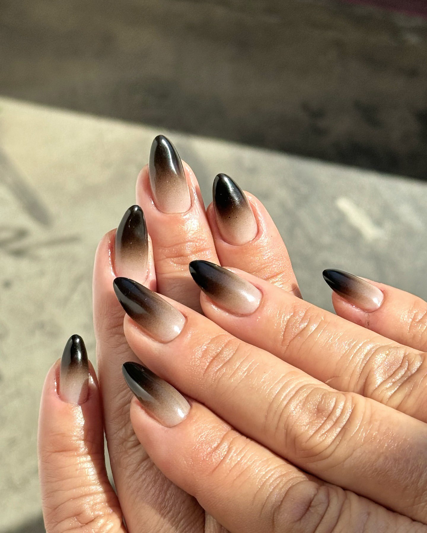 Щасливий колір місяця: який манікюр притягне успіх та любов у листопаді