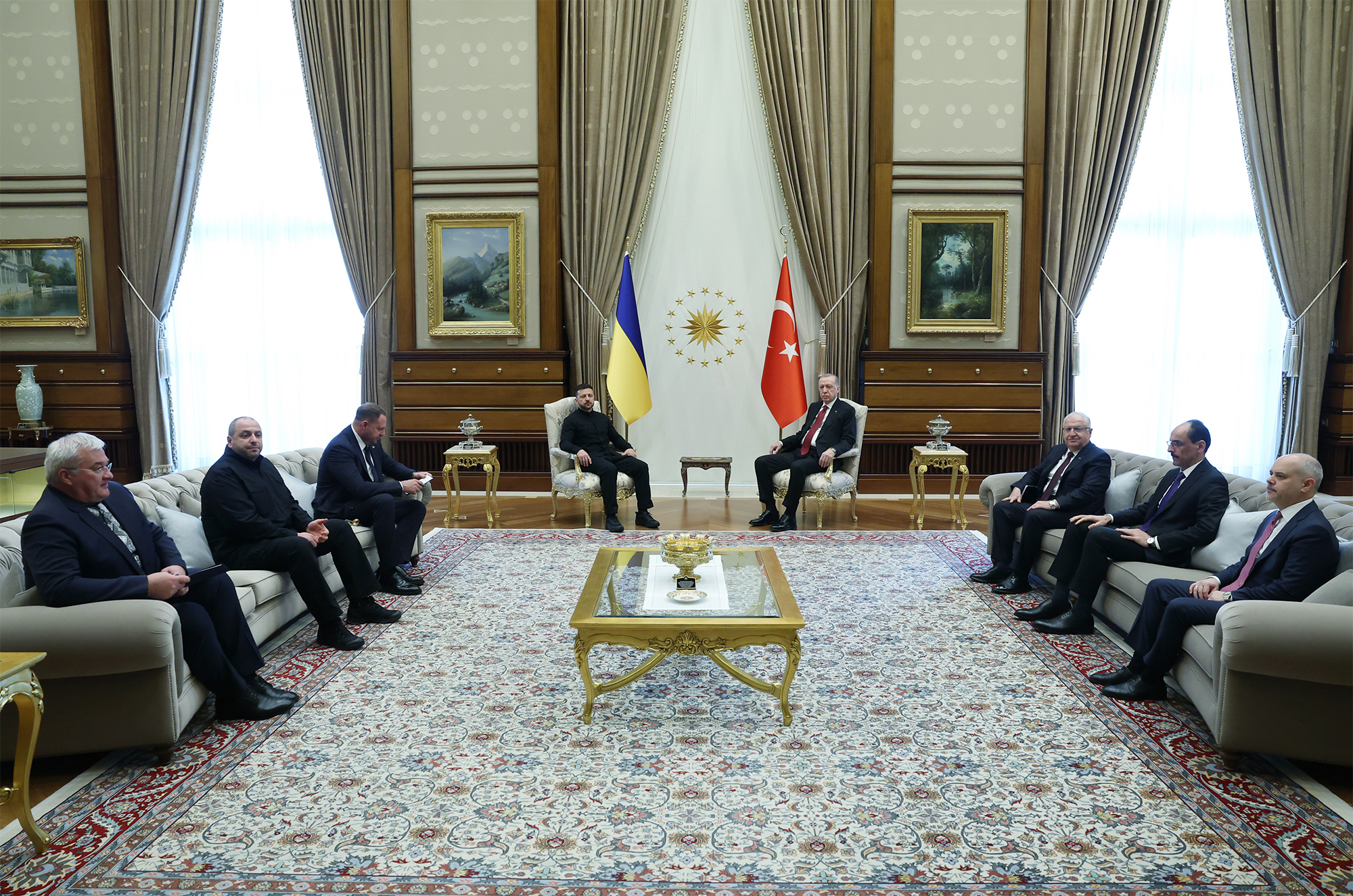 Зеленський зустрівся з Ердоганом в Анкарі: перші подробиці